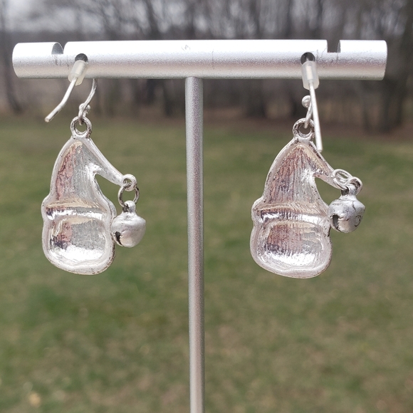 Festive Santa Hat Earrings - Picture 4 of 5
